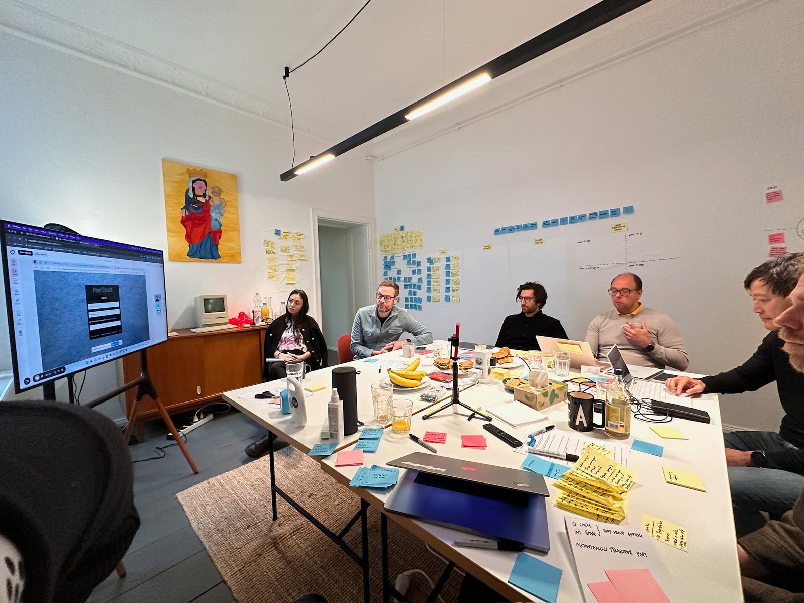 Product walkthrough during discovery workshop